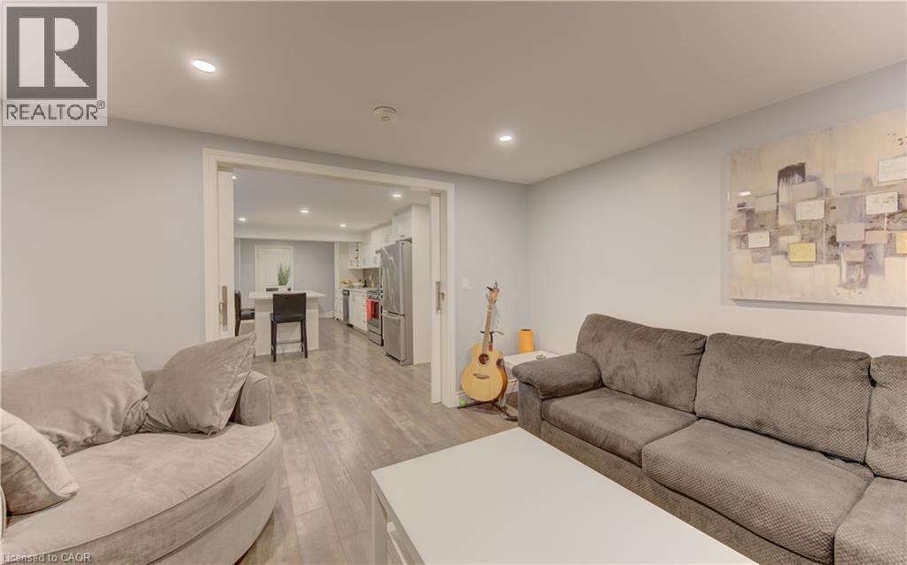 127 Strathcona Crescent, Kitchener, Ontario  N2B 2W8 - Photo 36 - 40840981