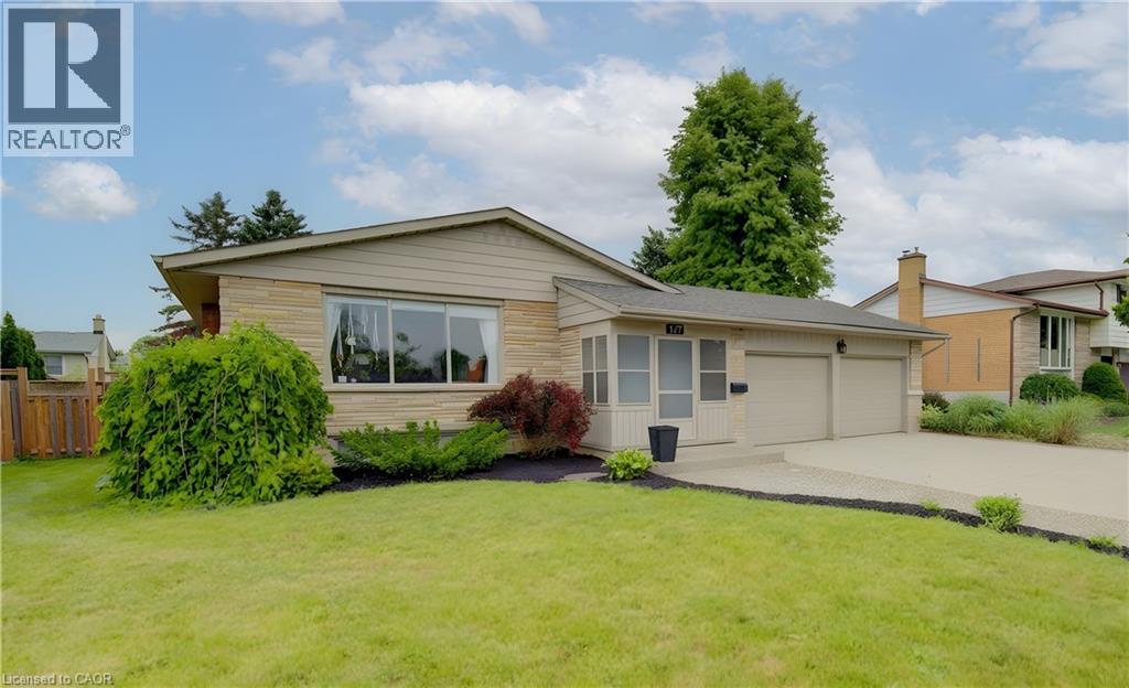 127 Strathcona Crescent, Kitchener, Ontario  N2B 2W8 - Photo 5 - 40840981
