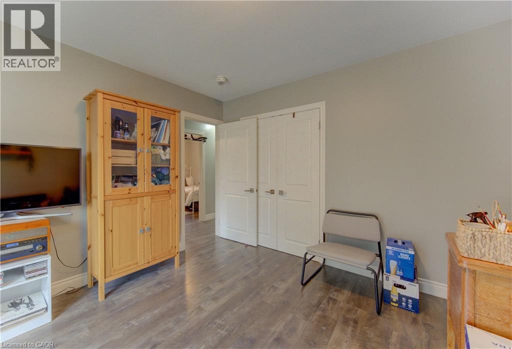 127 Strathcona Crescent, Kitchener, Ontario  N2B 2W8 - Photo 21 - 40840980
