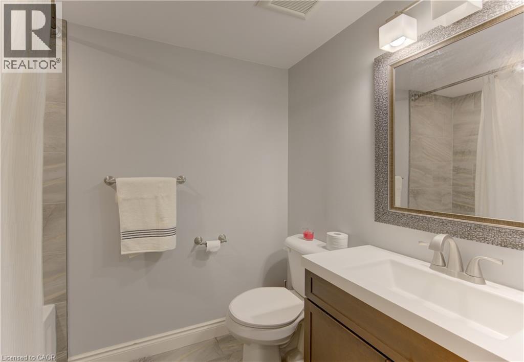 127 Strathcona Crescent, Kitchener, Ontario  N2B 2W8 - Photo 43 - 40840980
