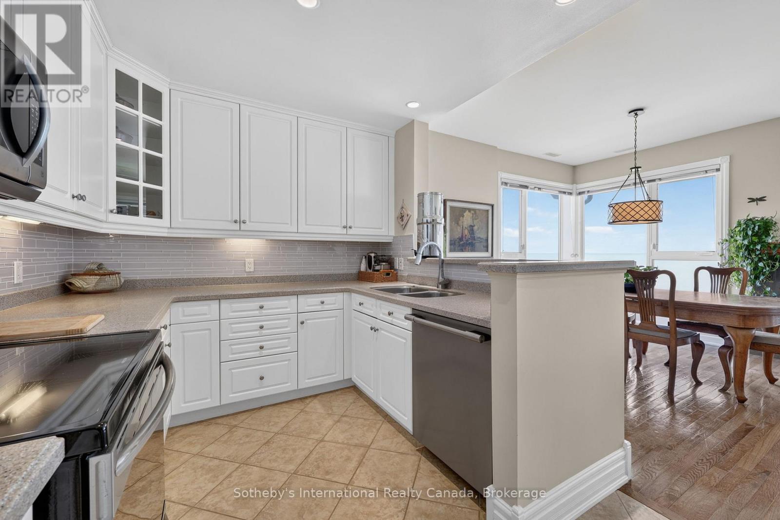 541 Mariners Way, Collingwood, Ontario  L9Y 5C7 - Photo 15 - S13460374