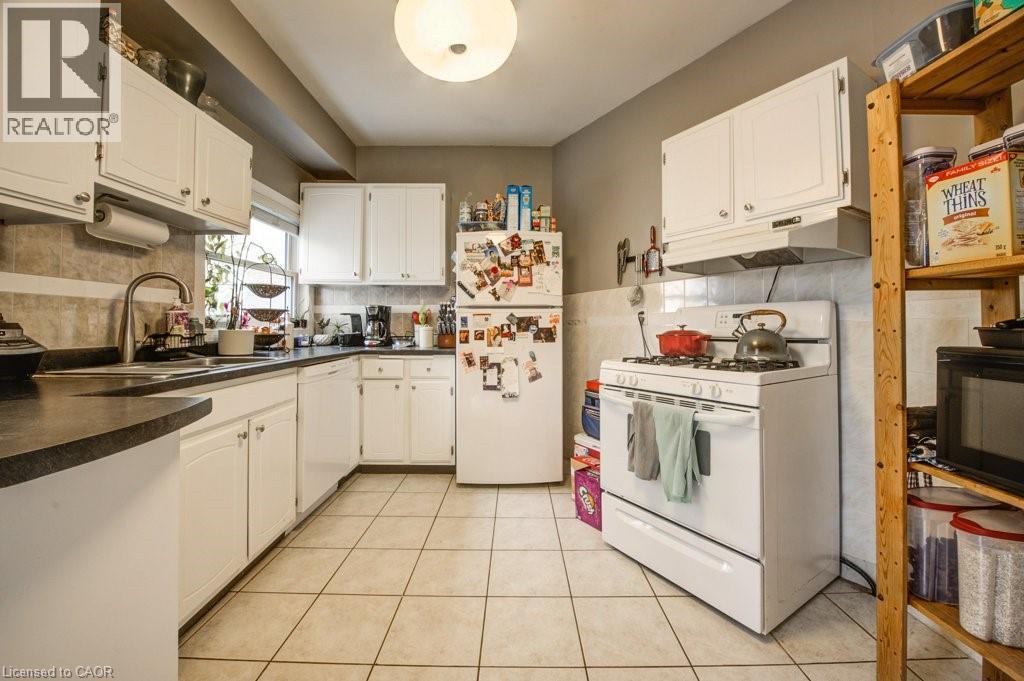 57 Glasgow Street, Kitchener, Ontario  N2G 2G8 - Photo 6 - 40840925