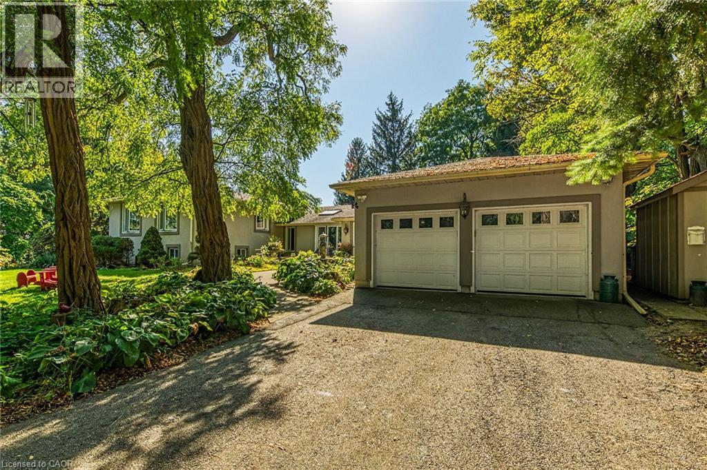 5590 Blind Line, Burlington, Ontario  L7P 0B2 - Photo 3 - 40840210
