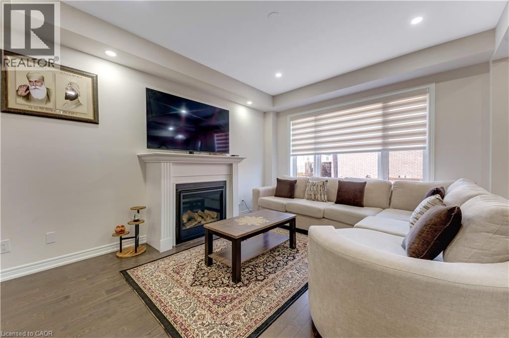 106 Haldimand Street, Kitchener, Ontario  N2R 0R2 - Photo 4 - 40840685