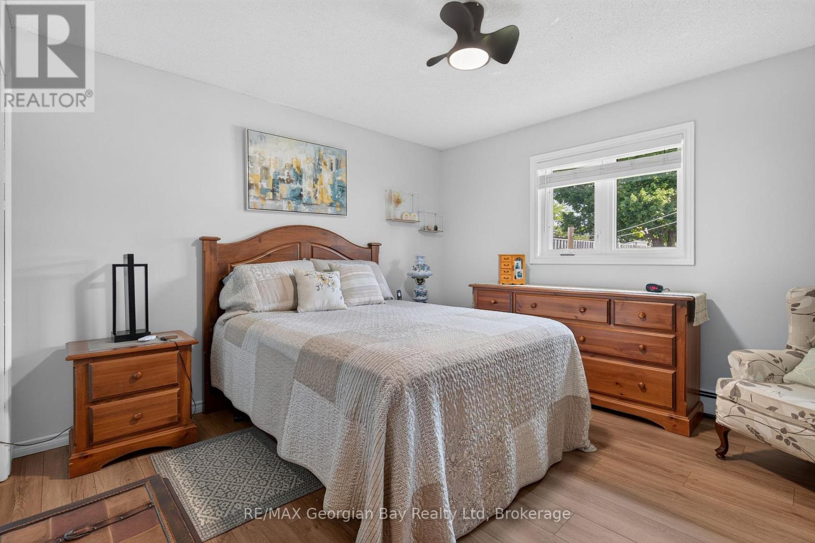 71 Lorne Avenue, Penetanguishene, Ontario  L9M 1H8 - Photo 16 - S13461008