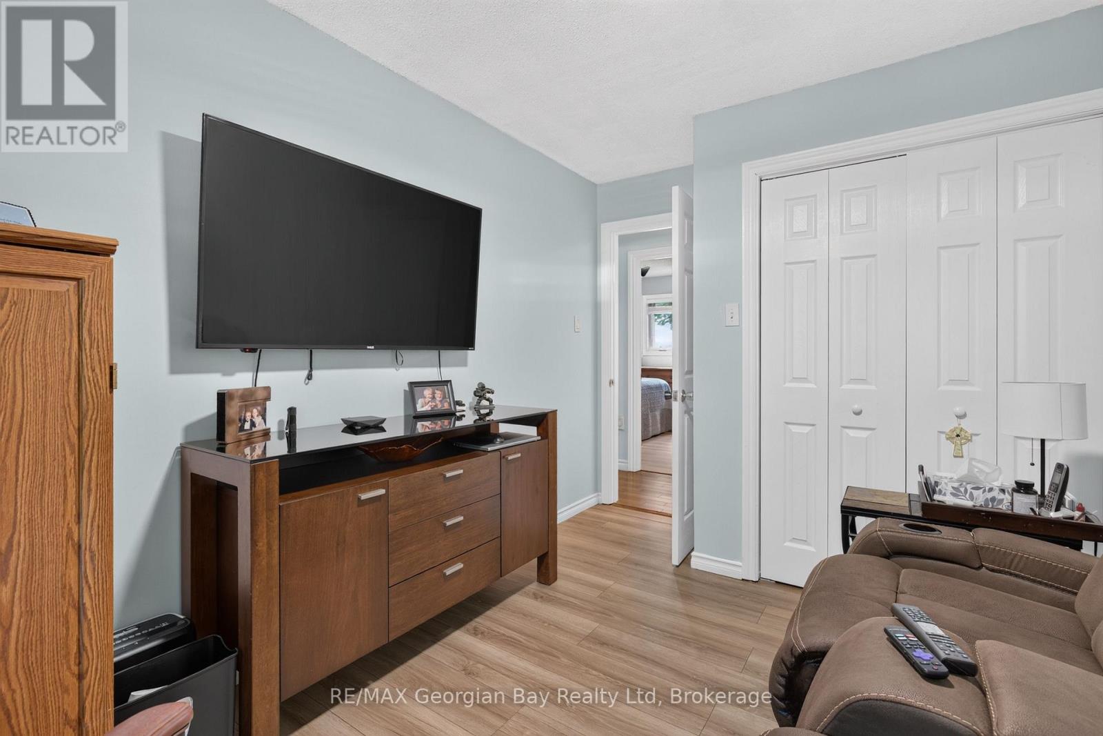 71 Lorne Avenue, Penetanguishene, Ontario  L9M 1H8 - Photo 22 - S13461008
