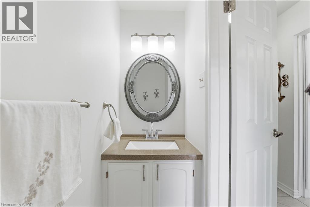 3027 Glencrest Road Unit# 66, Burlington, Ontario  L7N 3K1 - Photo 32 - 40840962