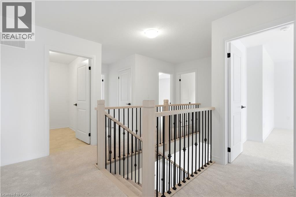 14 Hepburn Place N, Stratford, Ontario  N5A 0M3 - Photo 11 - 40839654
