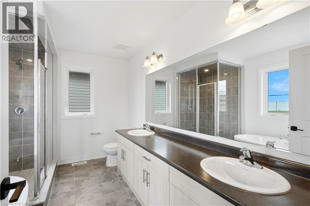 14 Hepburn Place N, Stratford, Ontario  N5A 0M3 - Photo 17 - 40839654
