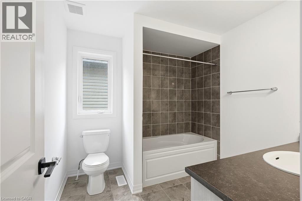 14 Hepburn Place N, Stratford, Ontario  N5A 0M3 - Photo 21 - 40839654