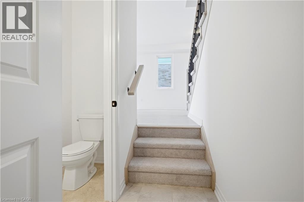 14 Hepburn Place N, Stratford, Ontario  N5A 0M3 - Photo 24 - 40839654