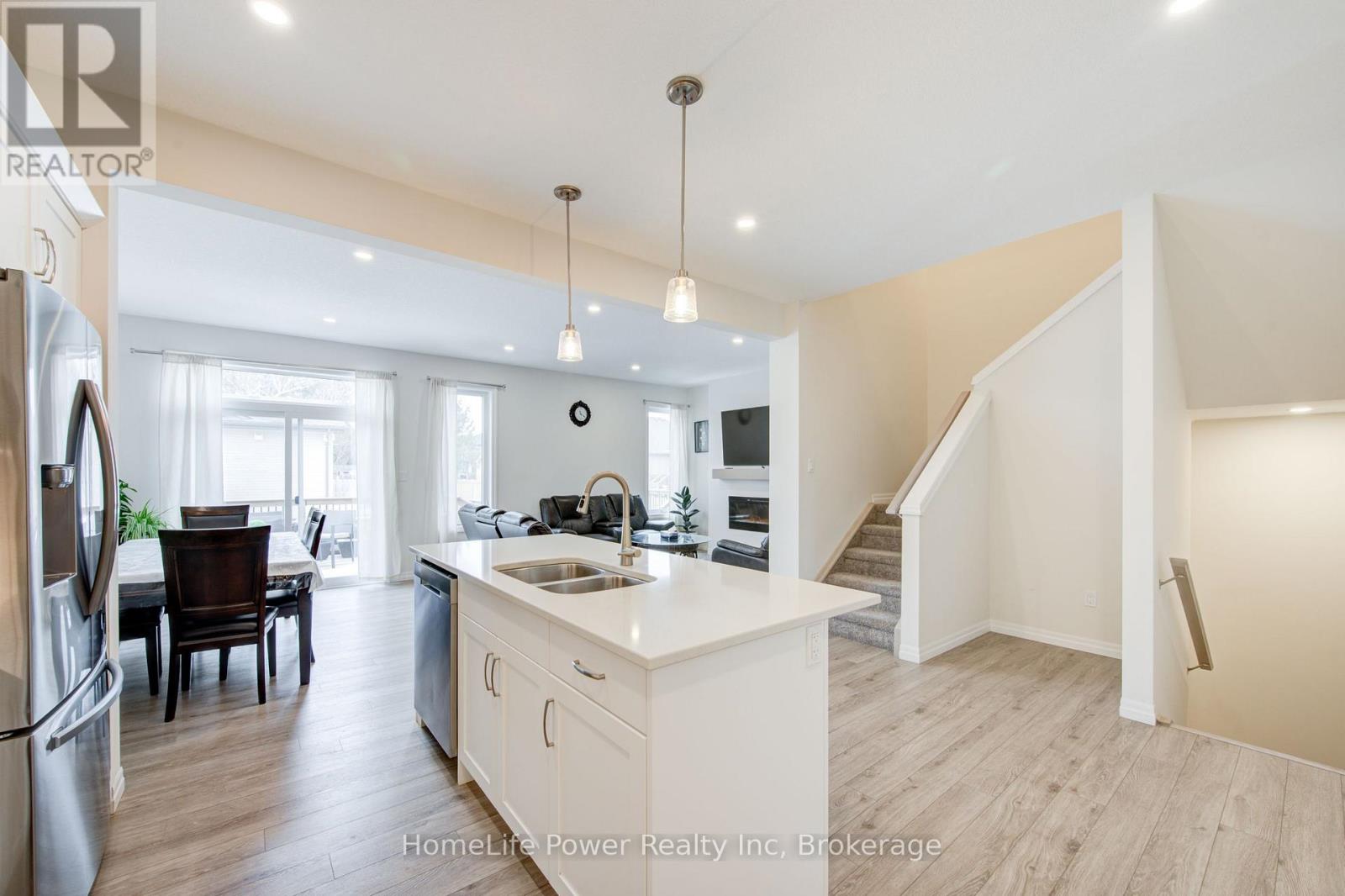 4 Braun Avenue, Tillsonburg, Ontario  N4G 0K5 - Photo 12 - X13461648