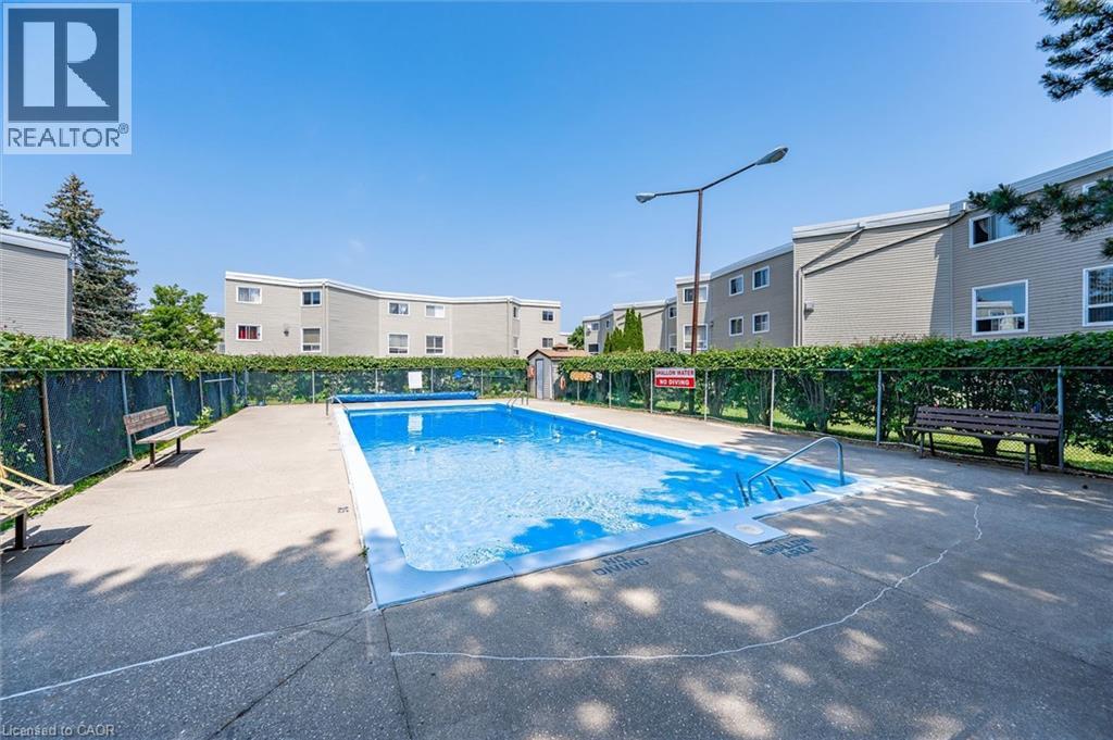 60 Elmsdale Drive Unit# 25, Kitchener, Ontario  N2E 2G4 - Photo 29 - 40840019