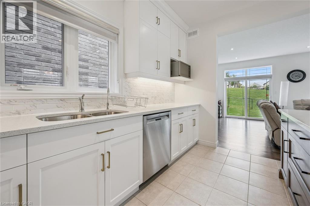 153 Rivertrail Avenue, Kitchener, Ontario  N2A 0K1 - Photo 12 - 40840820