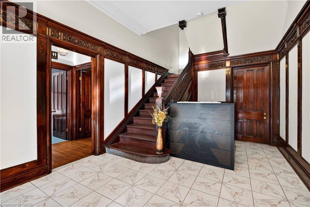 183 James Street S, Hamilton, Ontario  L8P 3A8 - Photo 17 - 40840740
