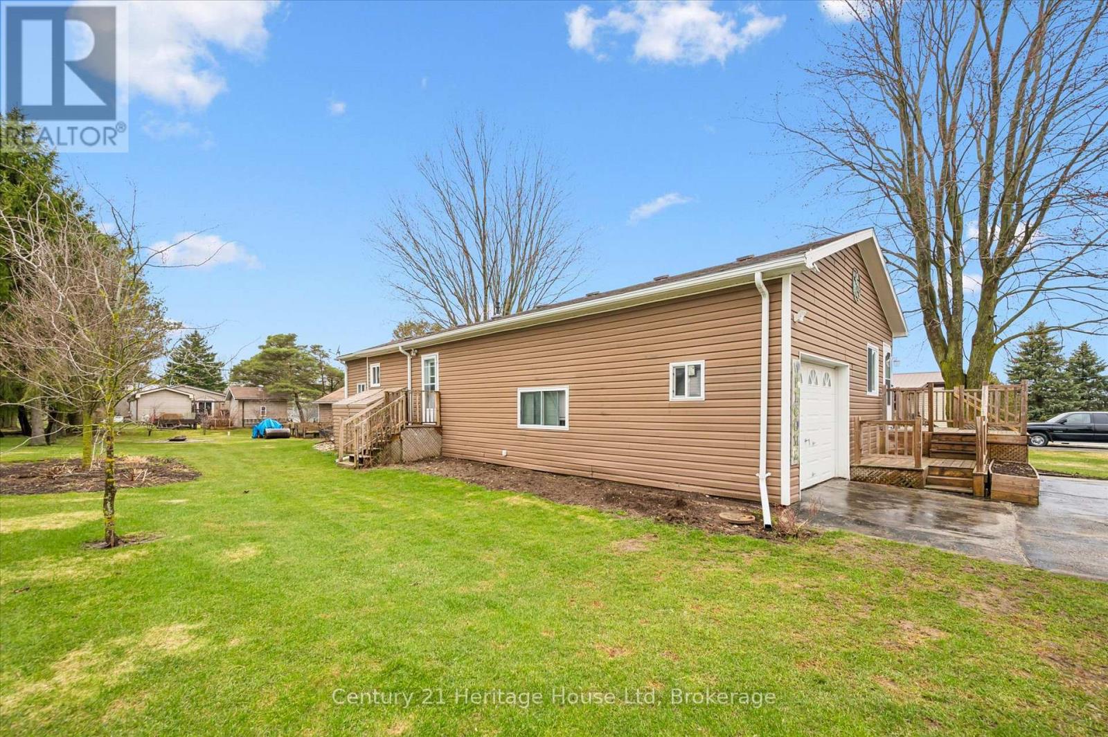 25 Fourth Avenue, Wellington North, Ontario  N0G 2K0 - Photo 32 - X13461662