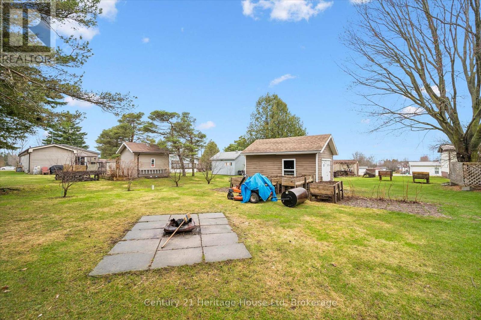 25 Fourth Avenue, Wellington North, Ontario  N0G 2K0 - Photo 37 - X13461662