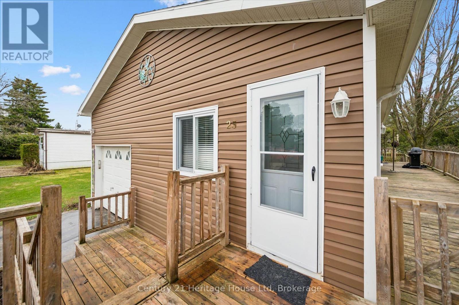 25 Fourth Avenue, Wellington North, Ontario  N0G 2K0 - Photo 6 - X13461662