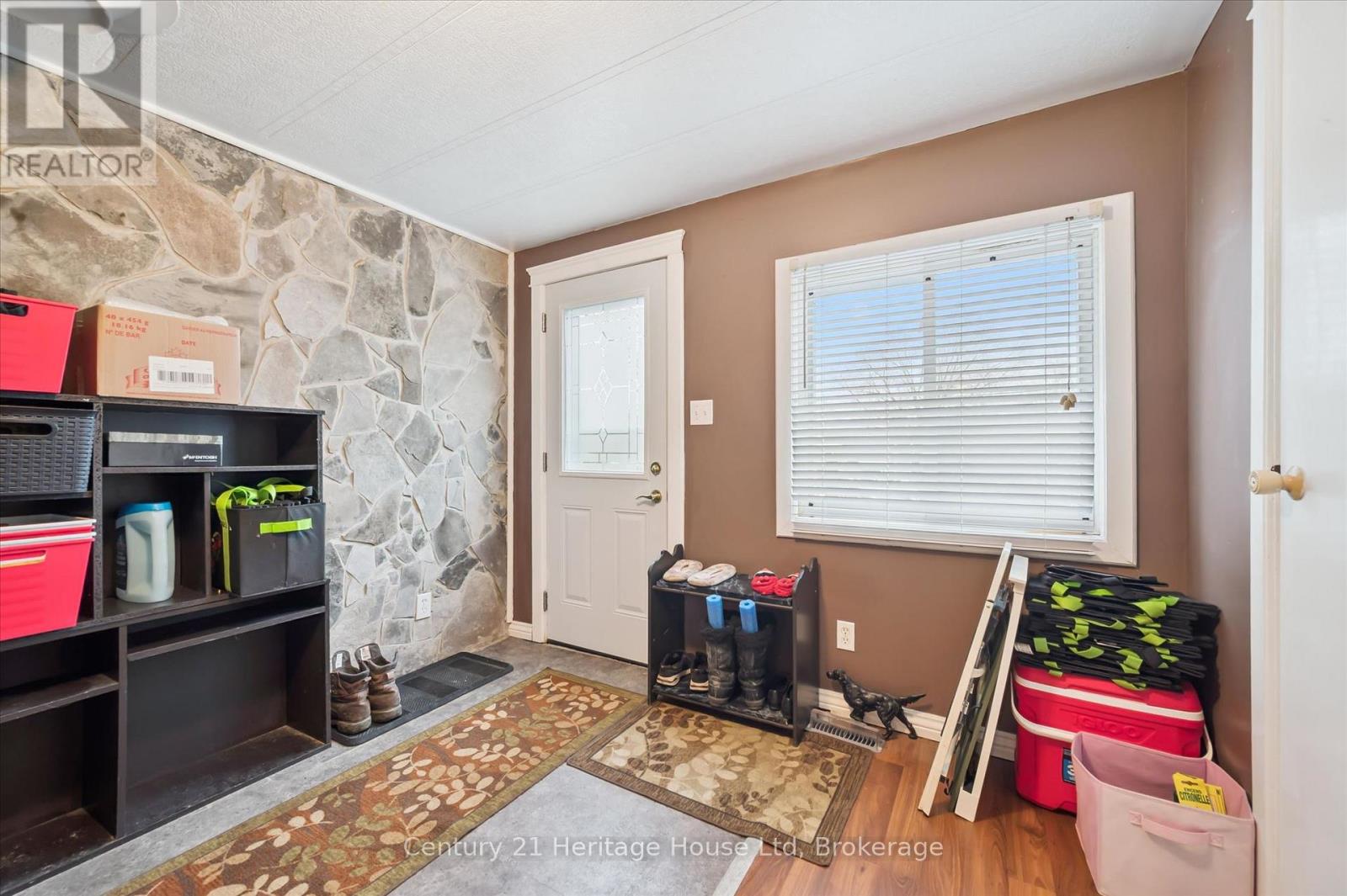 25 Fourth Avenue, Wellington North, Ontario  N0G 2K0 - Photo 7 - X13461662