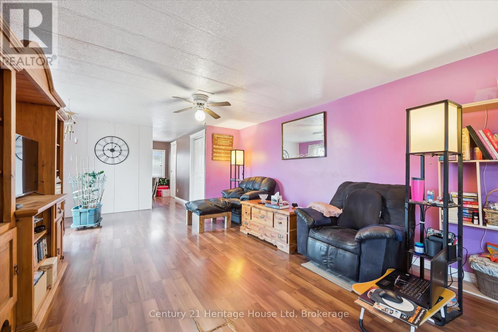 25 Fourth Avenue, Wellington North, Ontario  N0G 2K0 - Photo 9 - X13461662