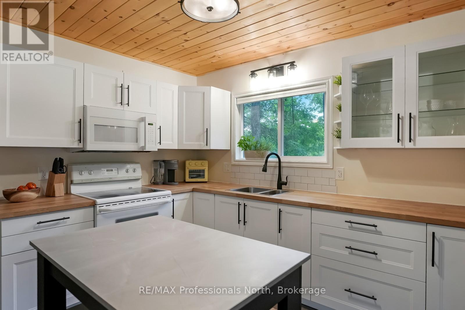 1534 Salerno Lake Road, Highlands East, Ontario  K0M 1X0 - Photo 9 - X13461928