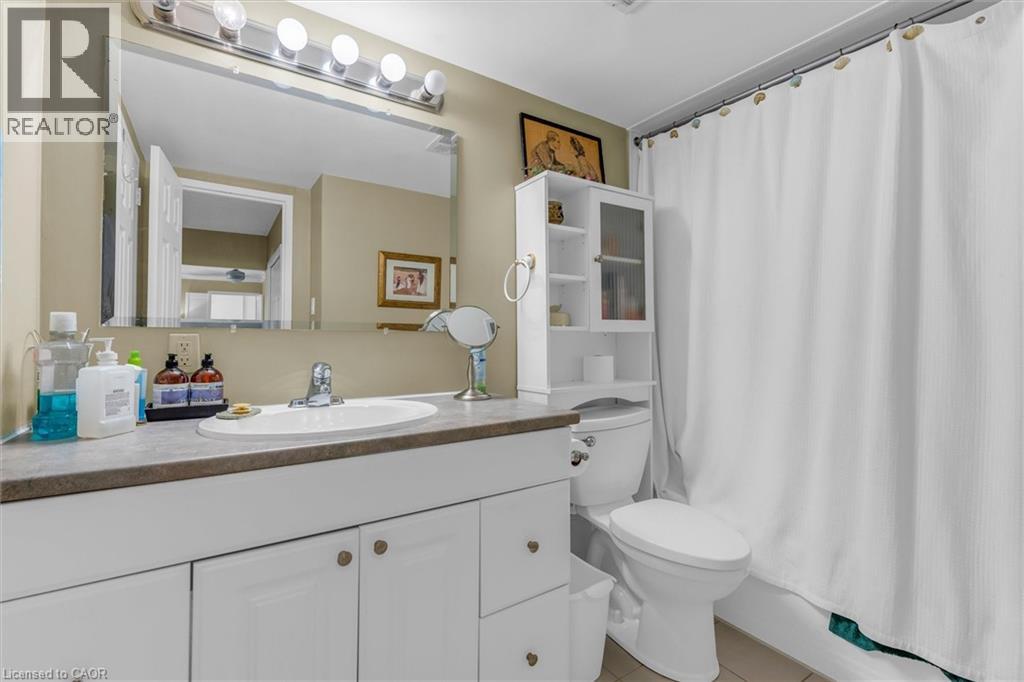 35 Towering Heights Boulevard Unit# 1007, St. Catharines, Ontario  L2T 3G8 - Photo 13 - 40840644