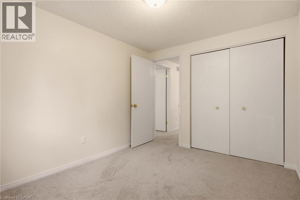 2 Ireland Place, Guelph, Ontario  N1E 7C2 - Photo 23 - 40840176