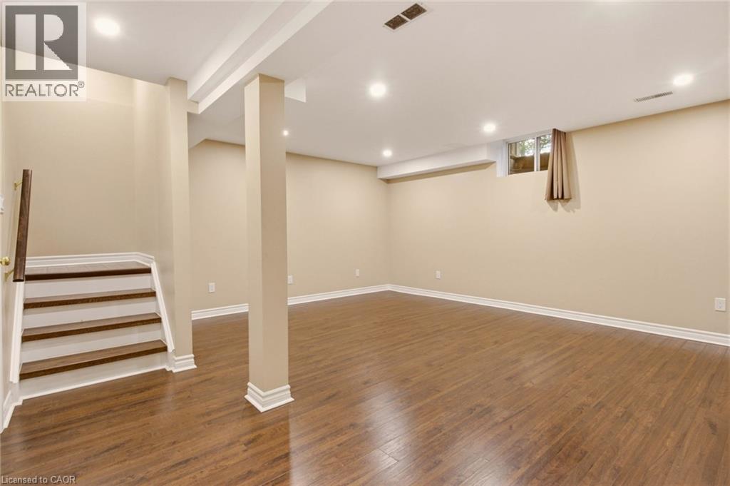 2 Ireland Place, Guelph, Ontario  N1E 7C2 - Photo 28 - 40840176