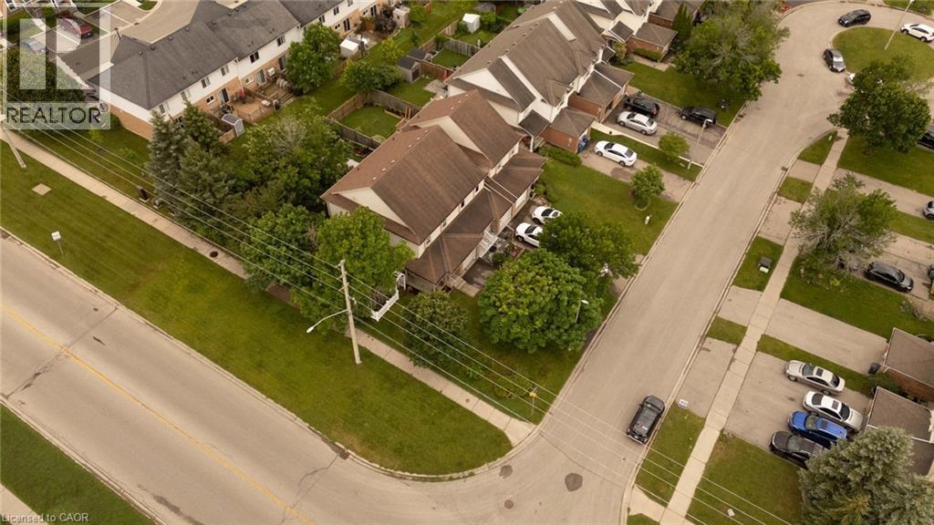 2 Ireland Place, Guelph, Ontario  N1E 7C2 - Photo 3 - 40840176
