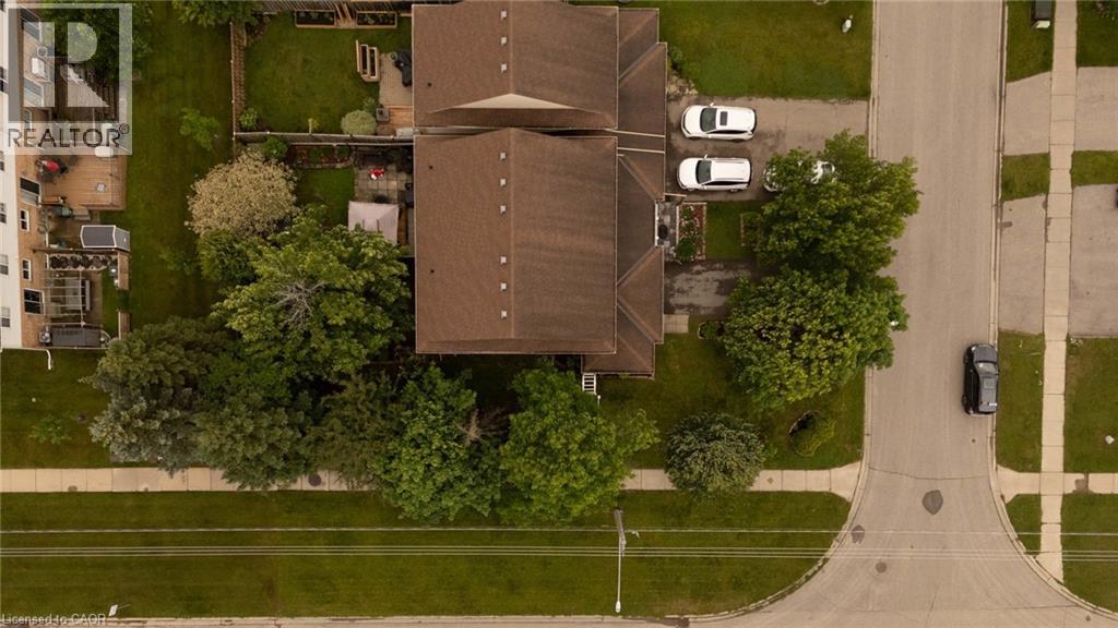 2 Ireland Place, Guelph, Ontario  N1E 7C2 - Photo 36 - 40840176