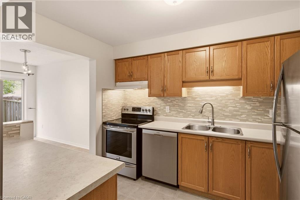 2 Ireland Place, Guelph, Ontario  N1E 7C2 - Photo 7 - 40840176