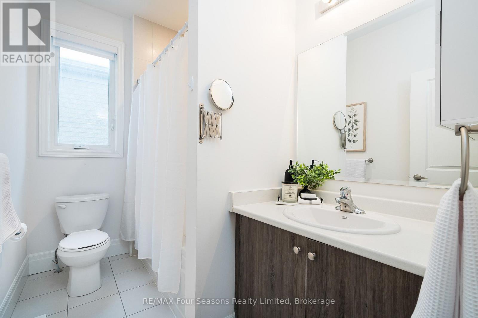 248 Duncan Street, Clearview, Ontario  L0M 1S0 - Photo 17 - S13462266