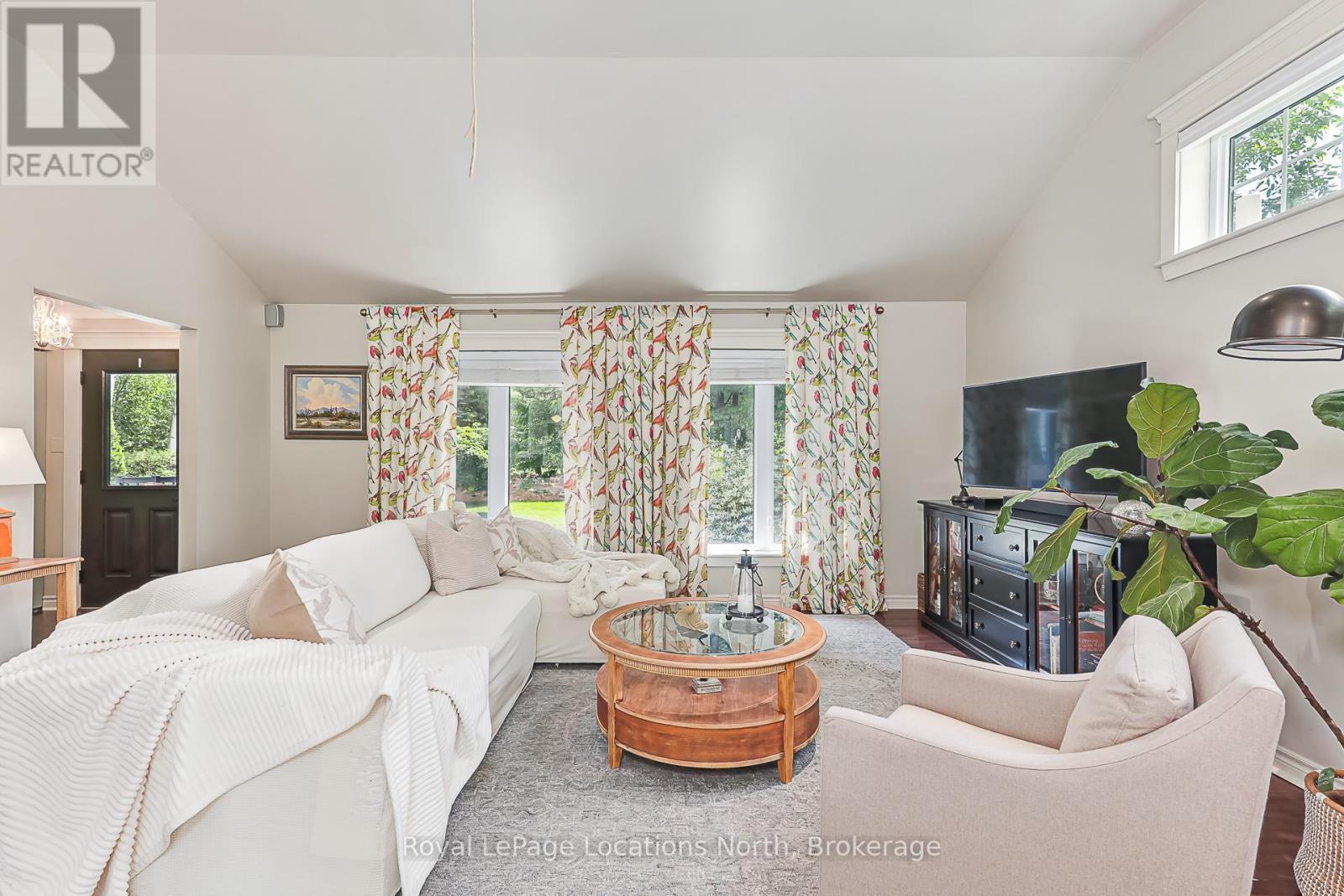 8366 Poplar Side Road, Clearview, Ontario  L9Y 3Y9 - Photo 7 - S13462588