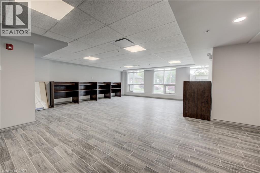 275 Larch Street Unit# G105, Waterloo, Ontario  N2L 3R2 - Photo 21 - 40840457