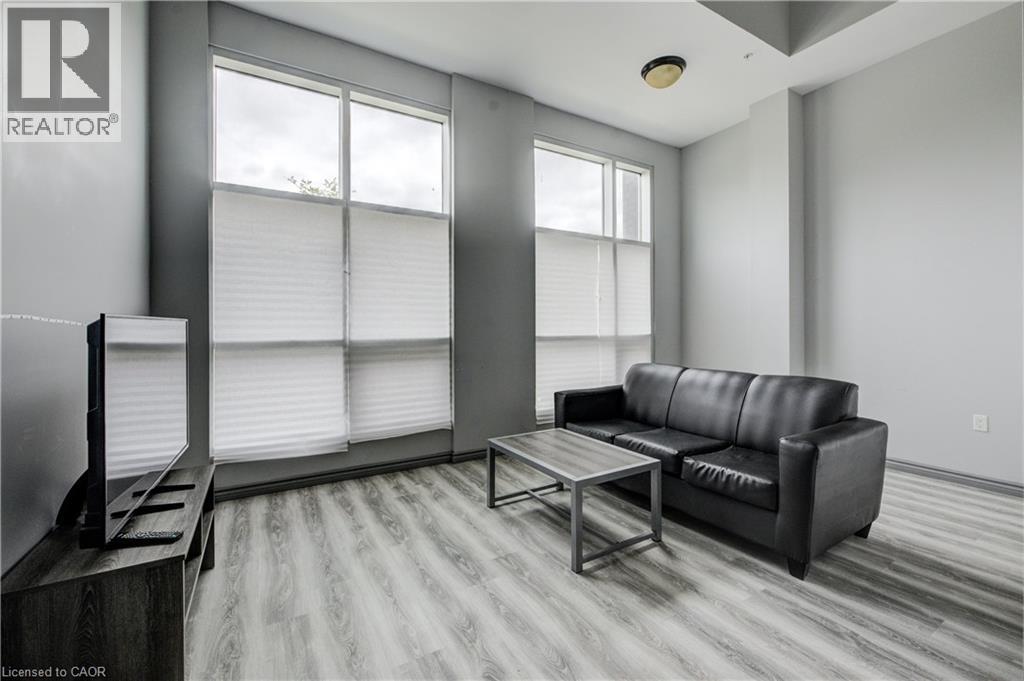 275 Larch Street Unit# G105, Waterloo, Ontario  N2L 3R2 - Photo 9 - 40840457