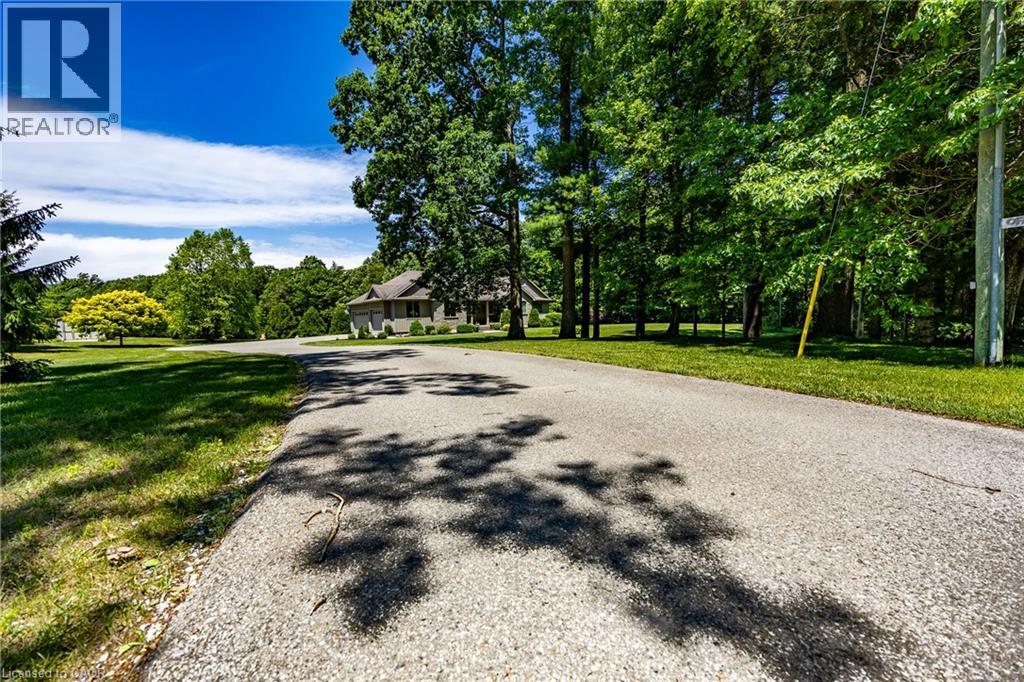 1821 Norfolk County Road 45, Langton, Ontario  N0E 1G0 - Photo 41 - 40840192