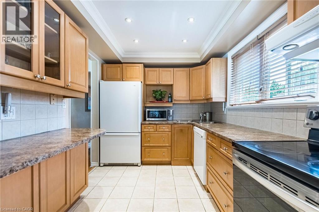 1293 Daimler Road, Mississauga, Ontario  L5J 3T3 - Photo 12 - 40840062