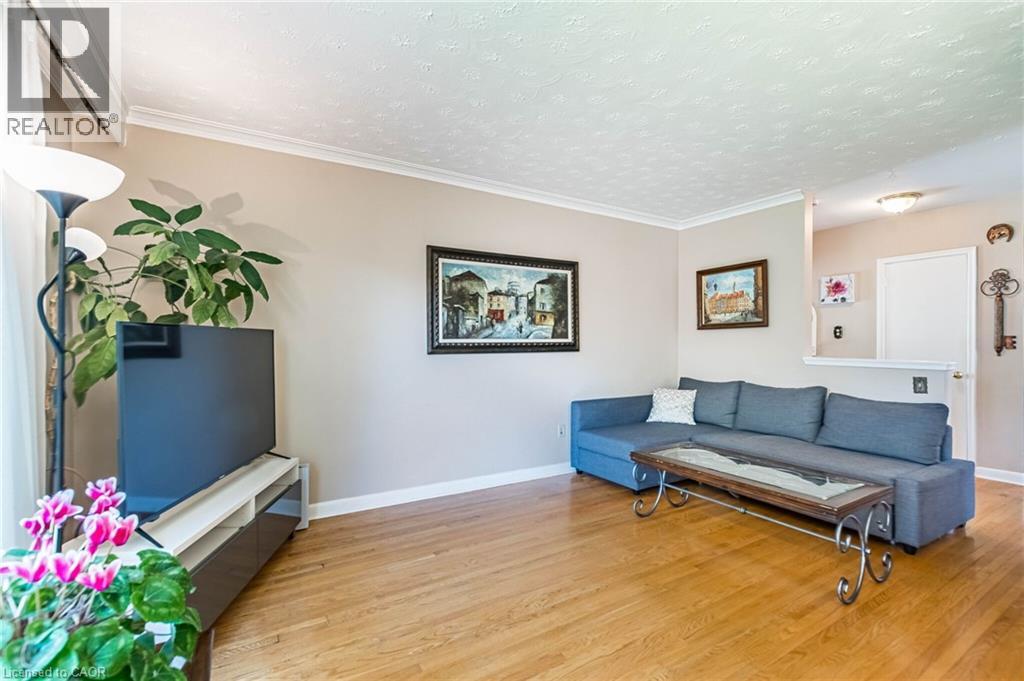 1293 Daimler Road, Mississauga, Ontario  L5J 3T3 - Photo 8 - 40840062