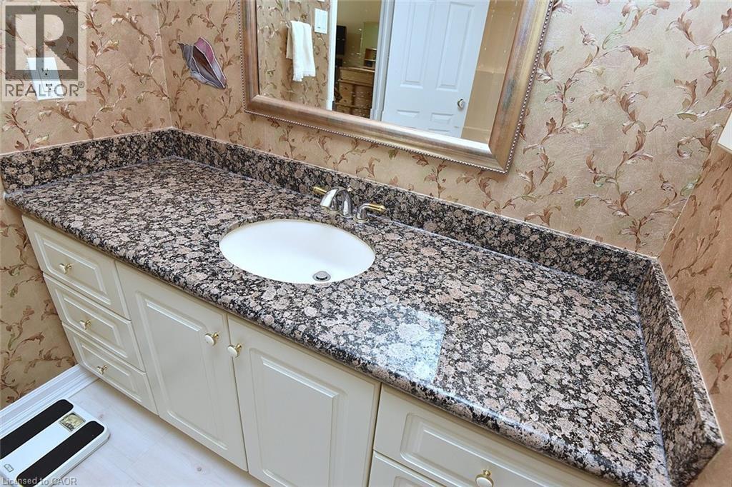 150 Wilson Street W Unit# 303, Ancaster, Ontario  L9G 4E7 - Photo 26 - 40841082