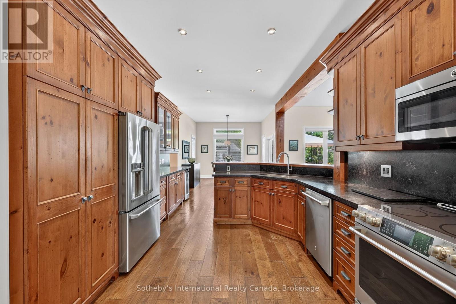 2 Evergreen Road, Collingwood, Ontario  L9Y 5A8 - Photo 18 - S13463012