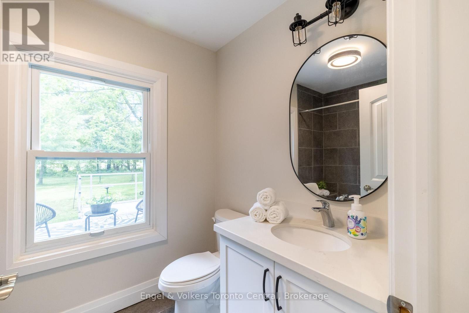 37 Spencer Street, Bracebridge, Ontario  P1L 1E1 - Photo 17 - X13462856