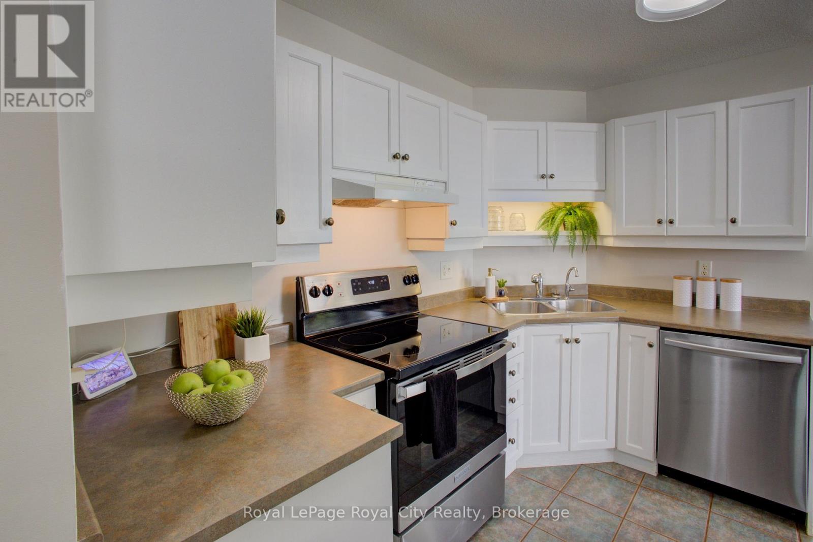 830 Scotland Street, Centre Wellington, Ontario  N1M 3R9 - Photo 18 - X13463028