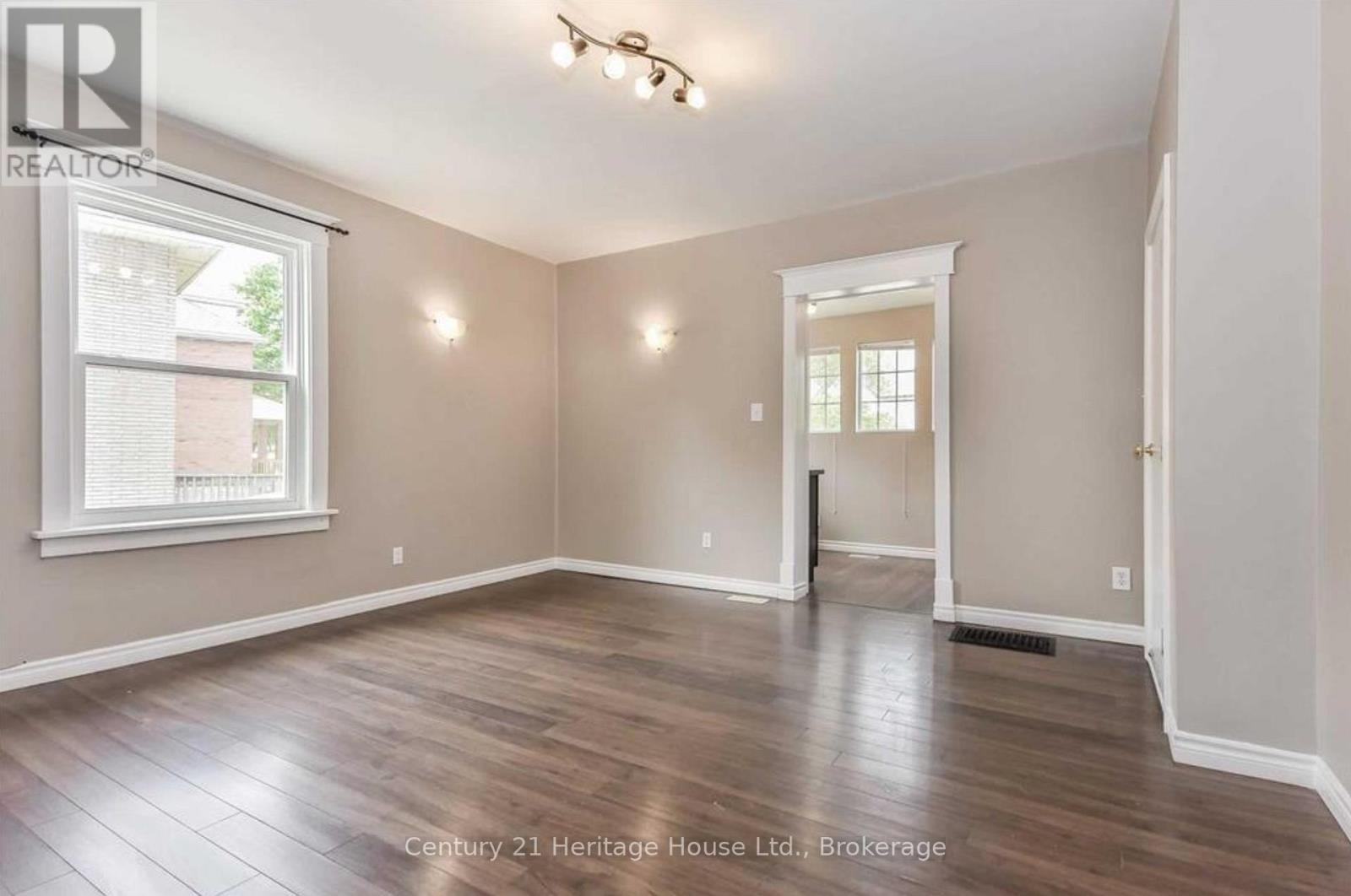 153 St Andrews Street, Cambridge, Ontario  N1S 1N2 - Photo 13 - X13463076
