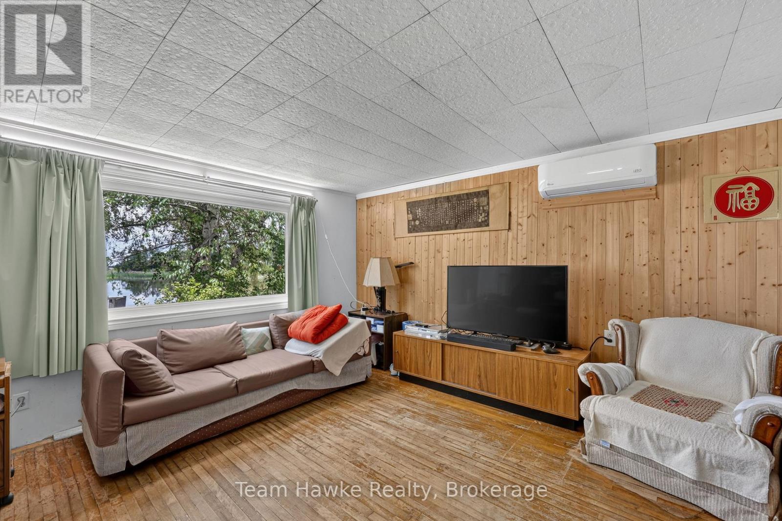 32 Long Point Road, Tay, Ontario  L0K 2C0 - Photo 11 - S13463114