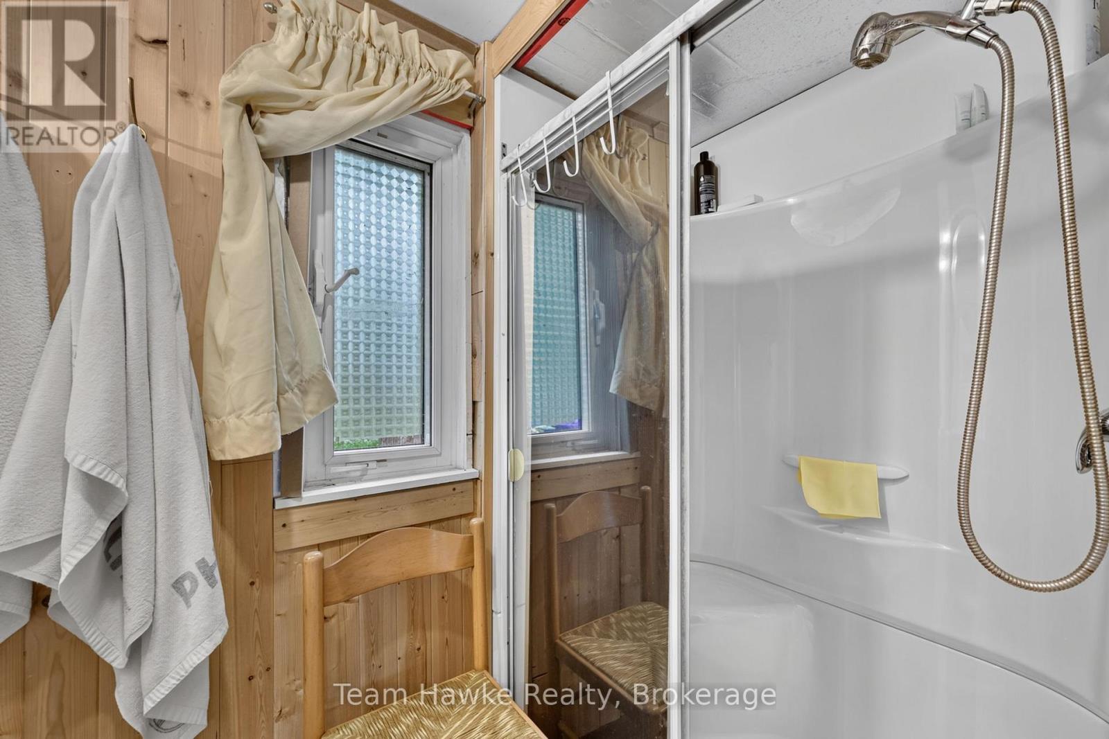32 Long Point Road, Tay, Ontario  L0K 2C0 - Photo 15 - S13463114