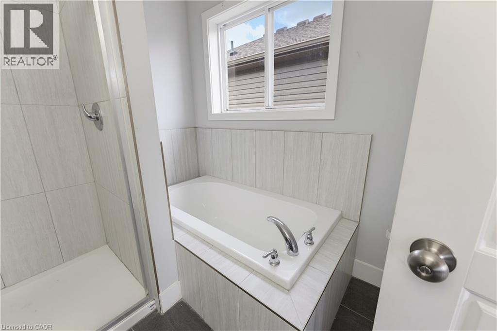 1272 Sandbar Street, London, Ontario  N6G 0Y3 - Photo 11 - 40841061