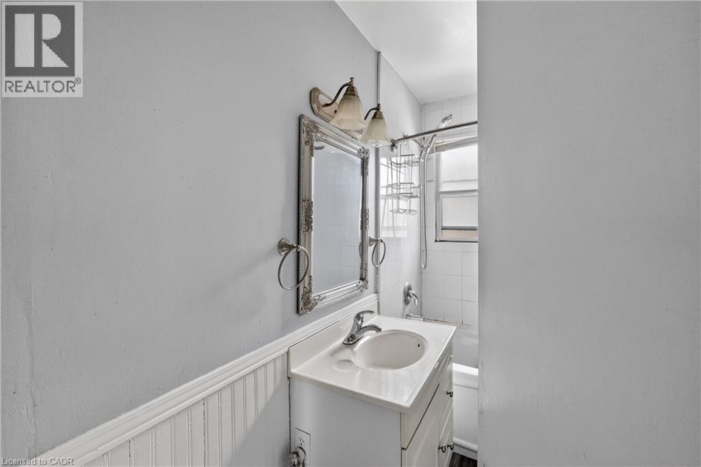 85 Grass Avenue, St. Catharines, Ontario  L2R 1T2 - Photo 15 - 40840808