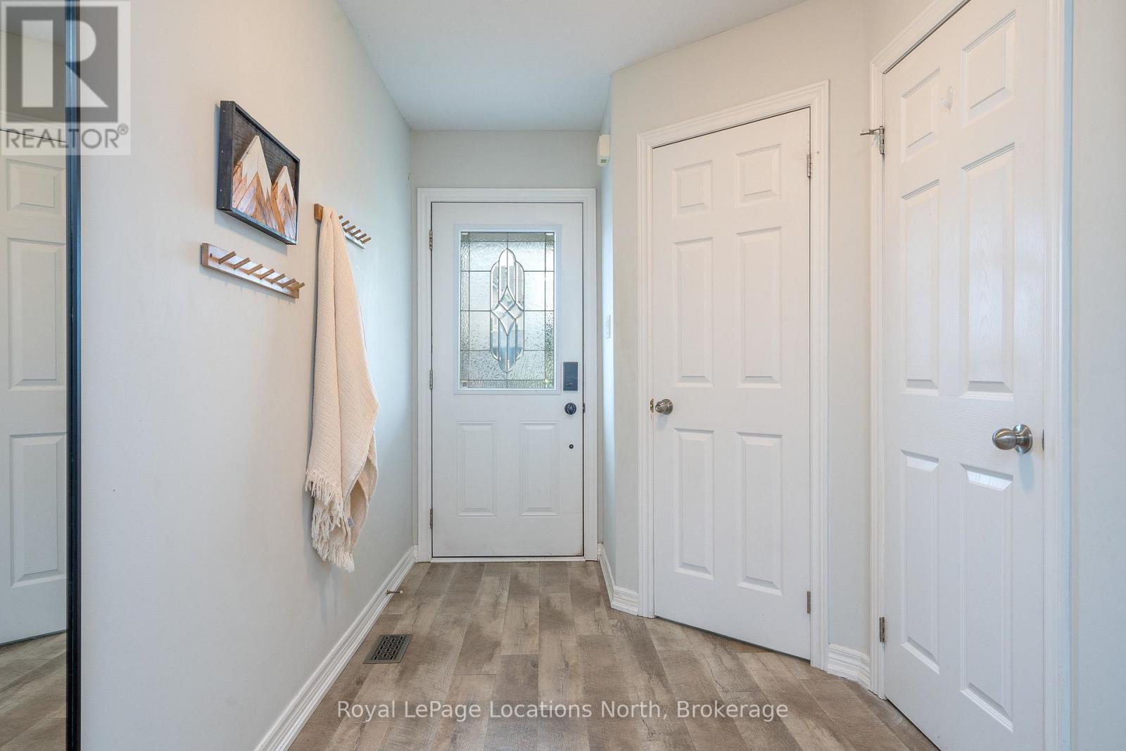 21 Barr Street, Collingwood, Ontario  L9Y 0E7 - Photo 6 - S13463280