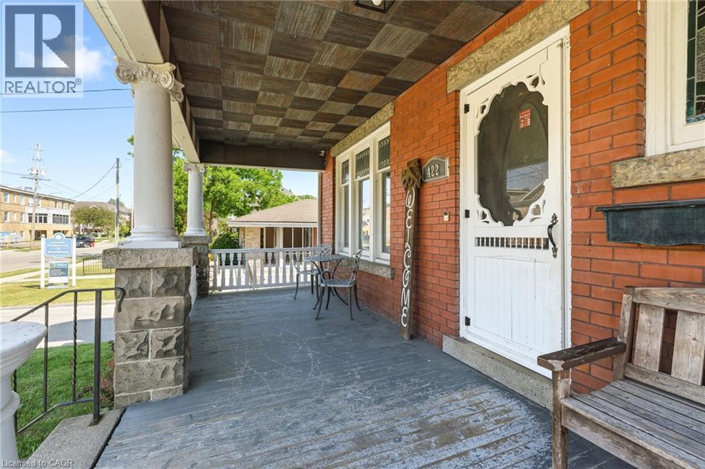 422 Lock Street W, Dunnville, Ontario  N1A 1V6 - Photo 3 - 40839276