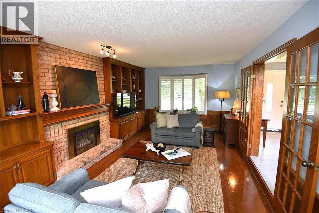 34 Howard Boulevard, Waterdown, Ontario  L8B 0G3 - Photo 11 - 40840763